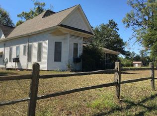 2191 Red Dog Rd, Carthage, MS 39051