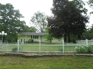 25714 Nugget Dr, Lebanon, MO 65536