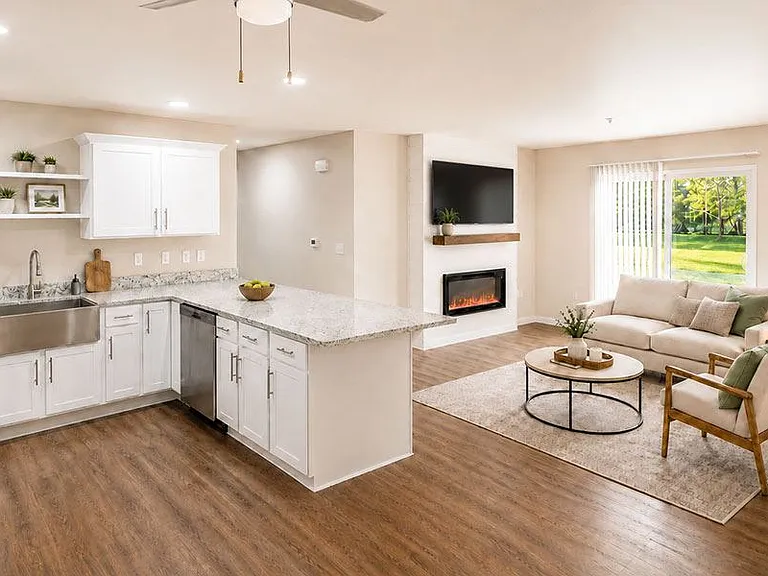 TIMBER CAMP LUXURY APARTMENT HOMES — Photo 2