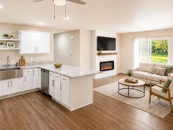 TIMBER CAMP LUXURY APARTMENT HOMES