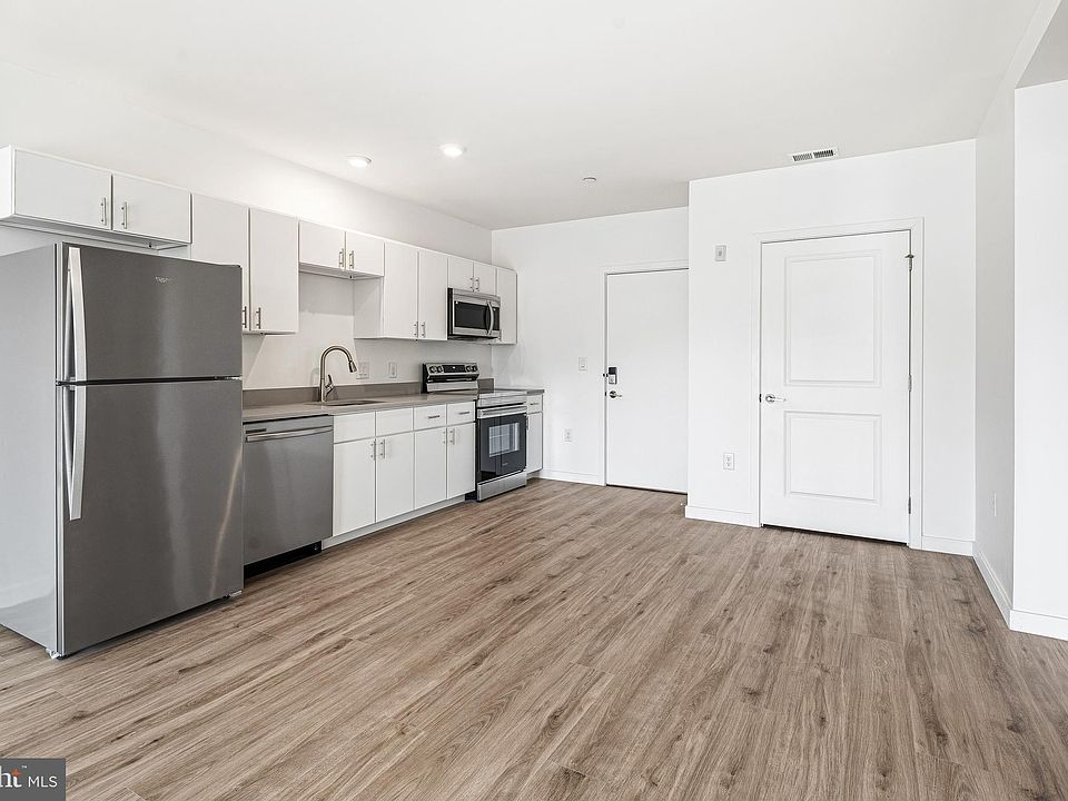 1st image of 915 N Broad St #17-601