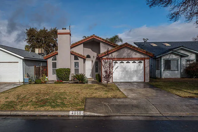 4050 W Brown Ave photo 1