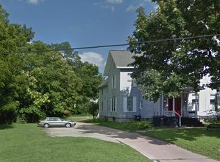 525 30th St APT 1, Rock Island, IL