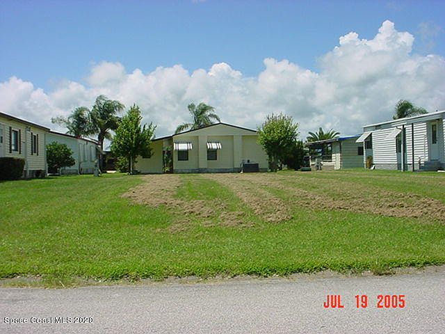 1st image of 1372 Barefoot Cir