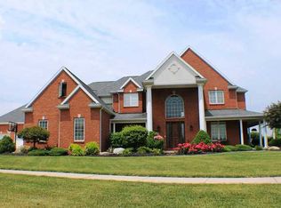 4037 Sweetwater Dr, Oregon, OH 43616