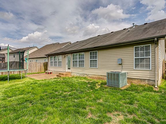 5th image of 3224 Dark Woods Dr