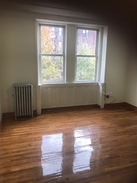 1st image of 536 Clinton Ave APT 5