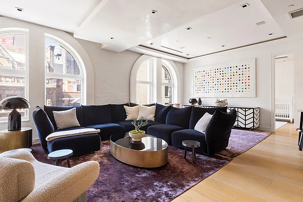 Rented by Compass | media 17