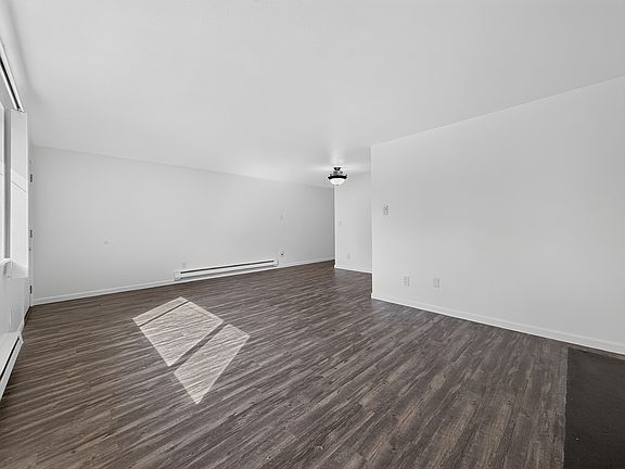 5th image of 3217 Norton Ave APT 3