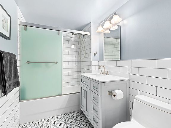 5th image of 333 E 119th St APT 3F
