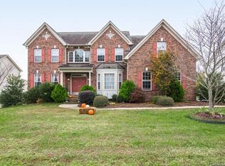 1017 Murandy Ln, Matthews, NC 28104