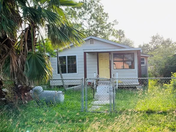 33034 Main St, La Feria, TX 78559