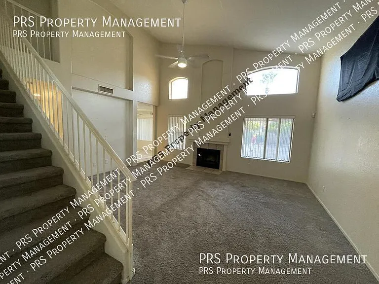 4725 E Goldfinch Gate Ln — Photo 2