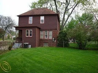4444 Arlington Dr photo 1