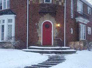 18920 Winslow Rd, Shaker Heights, OH 44122