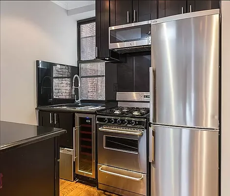 Rented by REAL New York | media 2