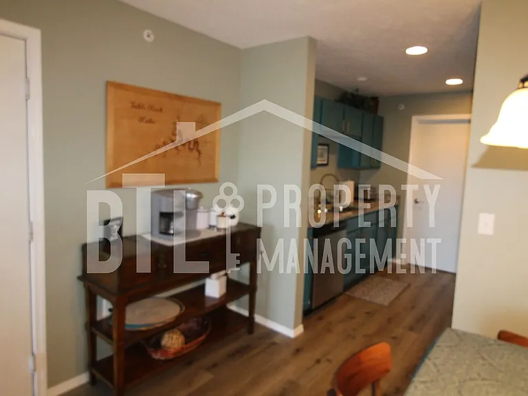 2905 Vineyards Pkwy #5 — Photo 10