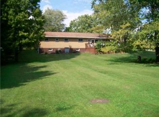 220 Brickyard Rd, Mars, PA 16046