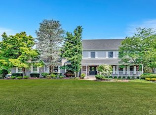 20 Molly Pitcher Dr, Manalapan, NJ 07726