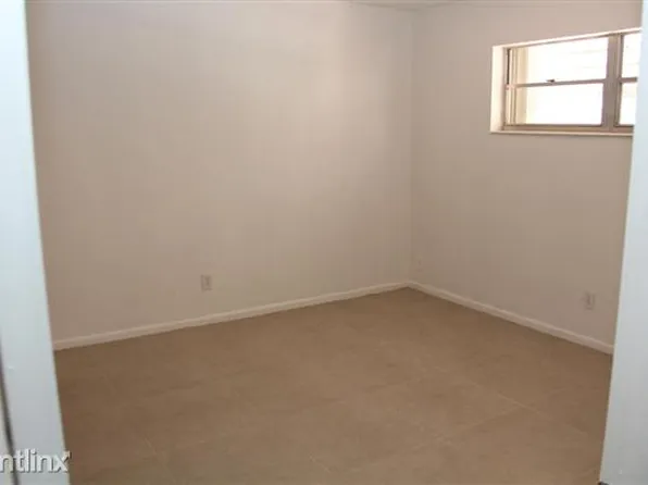301 N L St APT 101, Lake Worth, FL 33460