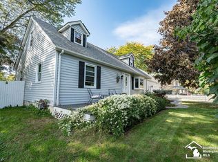 3498 Iroquois Trl, Monroe, MI 48162
