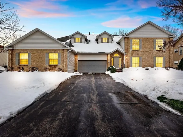 3000 Towne House Dr NE Unit D, Cedar Rapids, IA 52402
