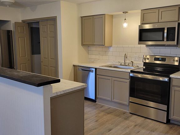 3rd image of 1516 N 10th St