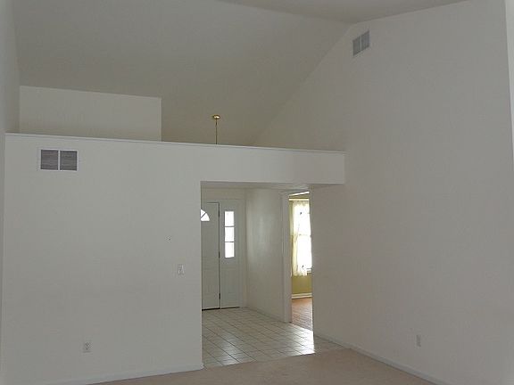 2nd image of 6201 Lillypond Way