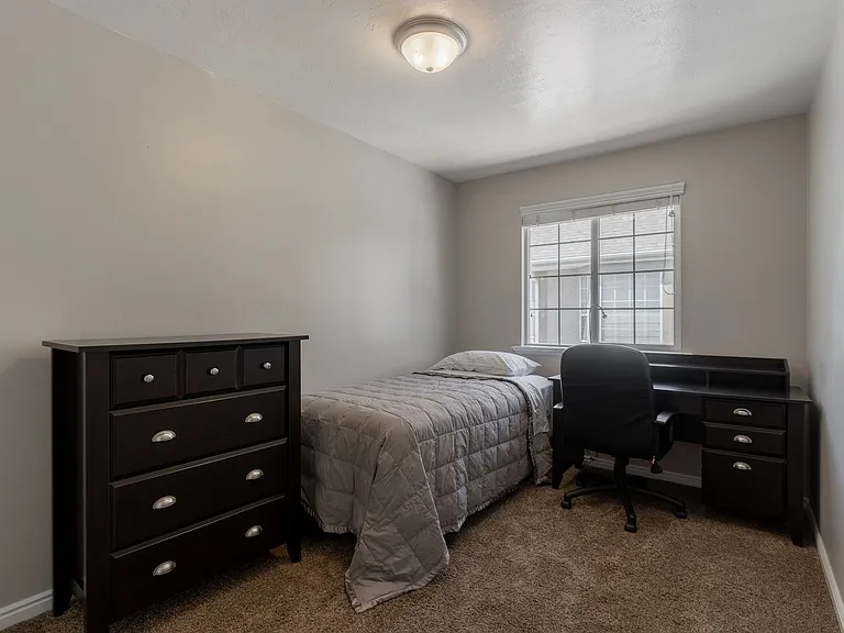 935 N University Ave #16 — Photo 6