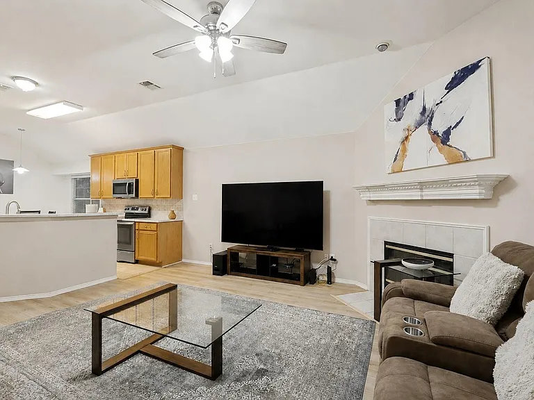 6257 Dark Forest Dr — Photo 9