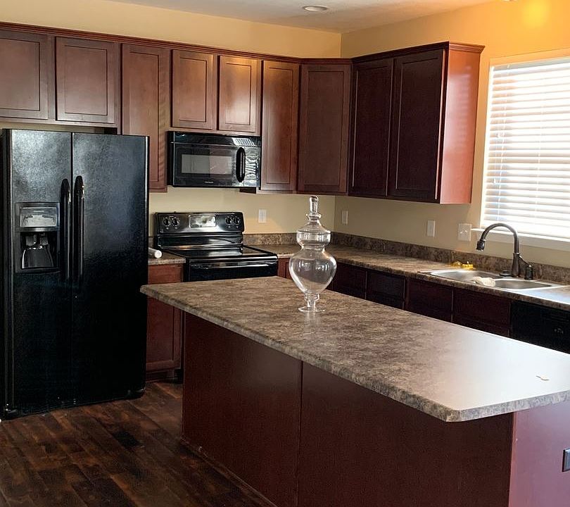 1st image of 8952 Baywood Cir