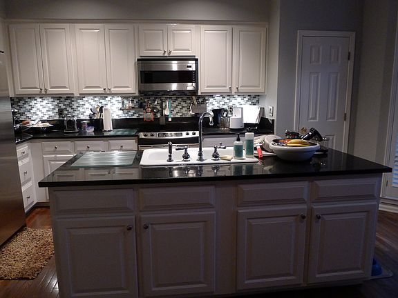 2nd image of 2552 Oakwood Trce SE