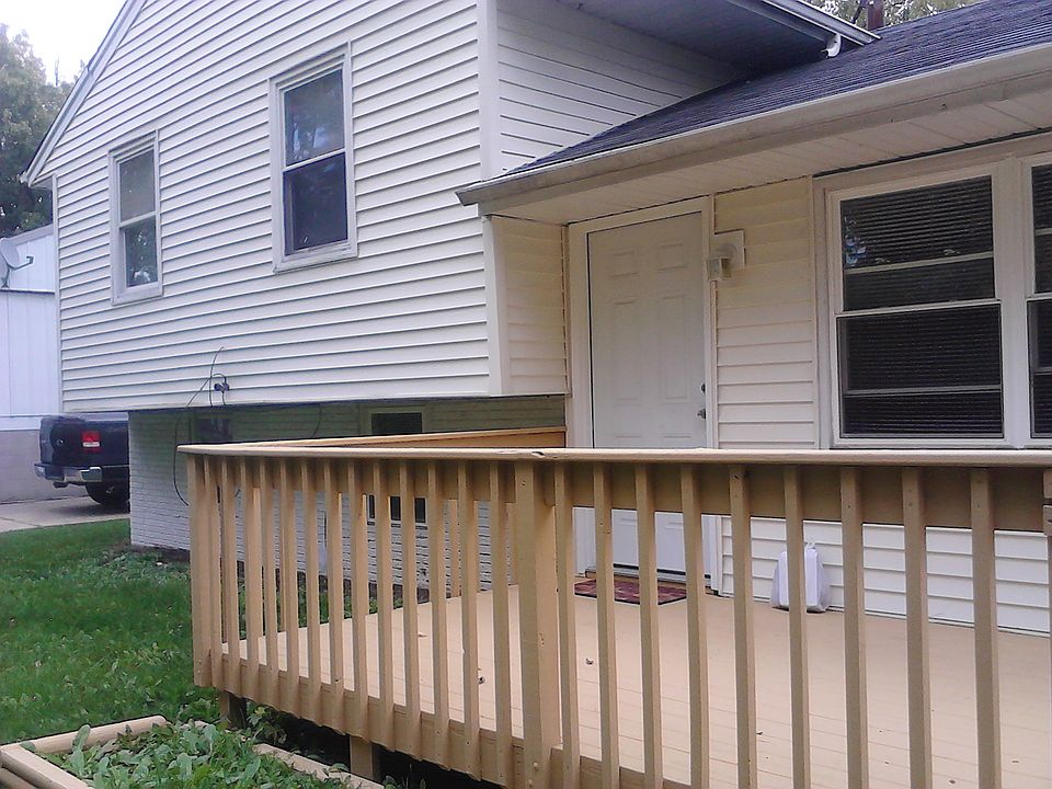 1st image of 22471 Yates Ave