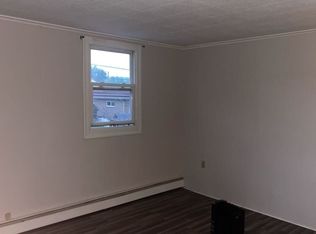 910 Decker St APT 4, Archbald, PA