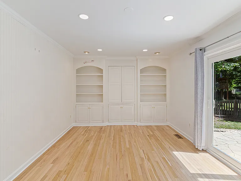 119 Oriole Ln — Photo 3