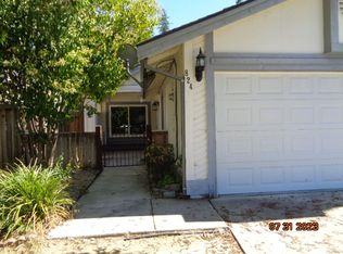 824 Cameron Ct, Vacaville, CA 95687