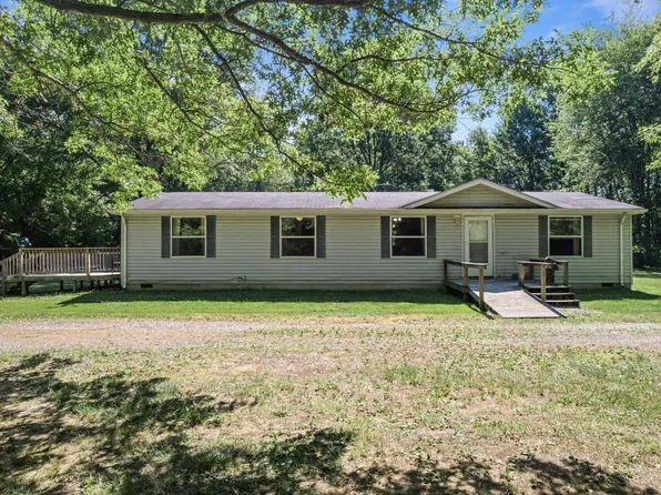 2908 Moore Rd, Bethel, OH 45106