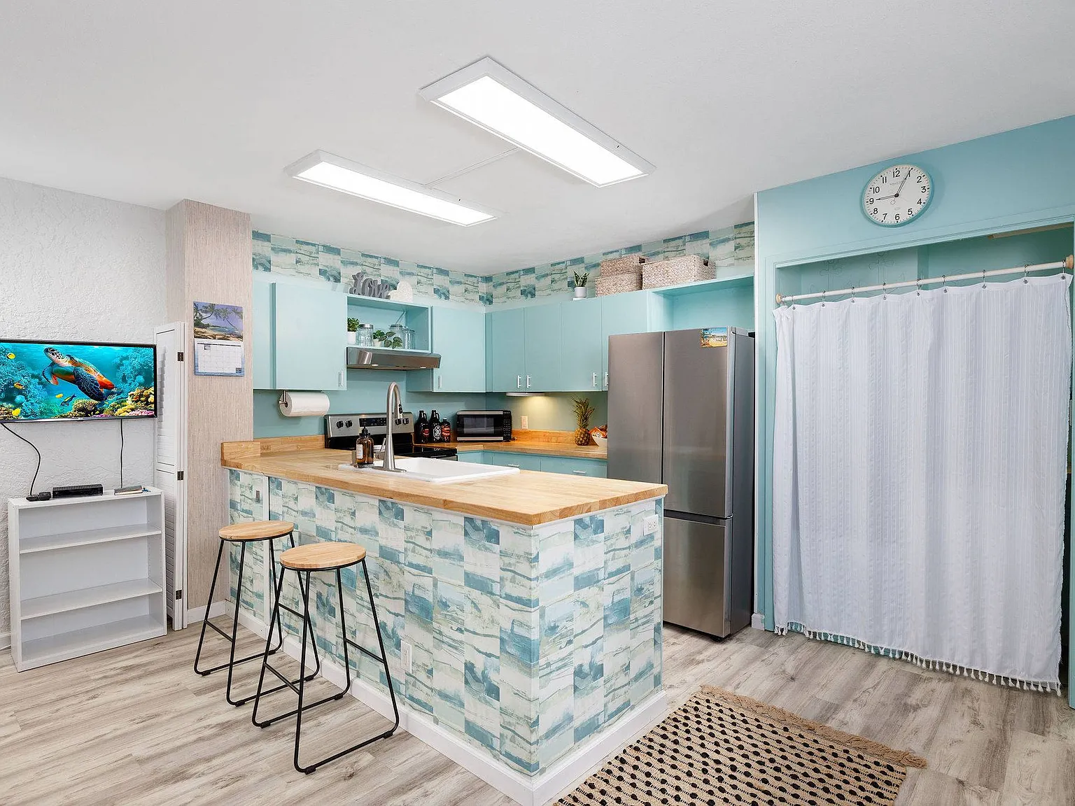 1 bed, 615 sqft, $2,100 — Photo 2