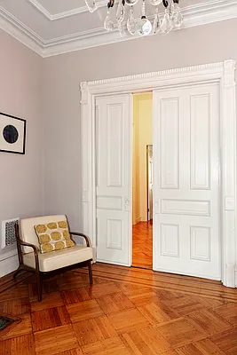 Sold by Compass | media 7