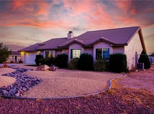 15951 Muscatel St, Hesperia, CA 92345