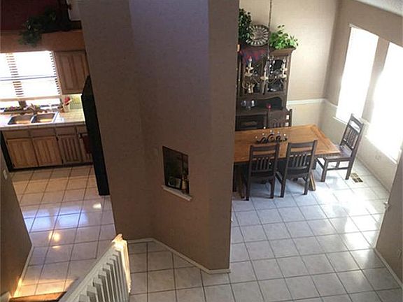 4th image of 4305 Hidden Creek Dr