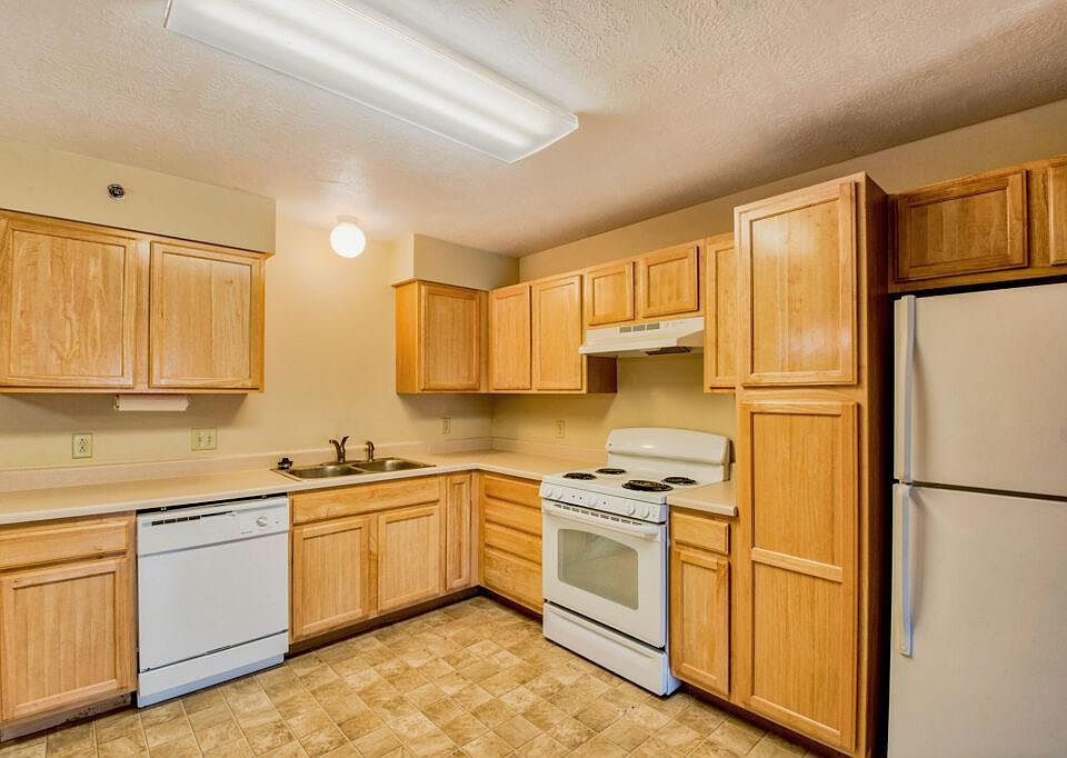 Northlake Apartments 576 Dexter Dr North Sioux City SD Zillow
