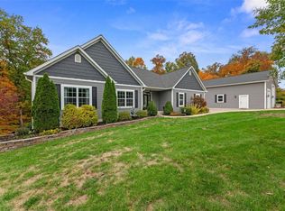 150 Duello Woods Ln, Lake Saint Louis, MO 63367