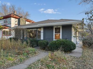 990 Hawthorne Ave E, Saint Paul, MN 55106