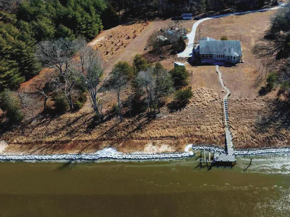 23556 Gilpin Point Rd, Preston, MD 21655