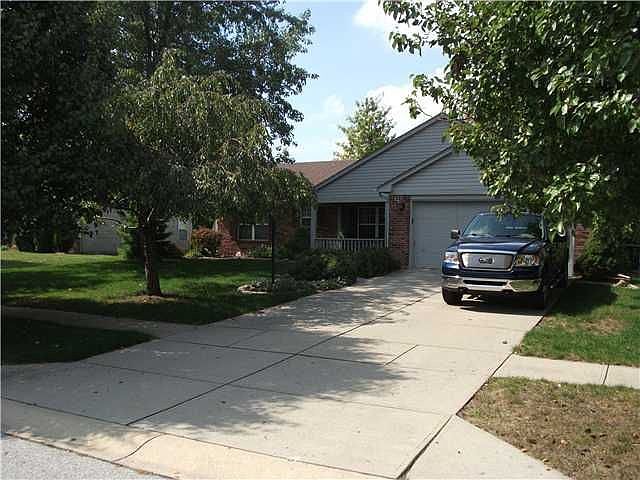 1st image of 5756 Oakcrest Dr