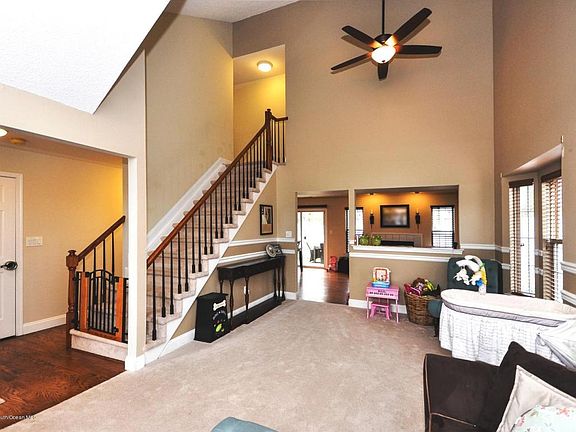 4th image of 22 Ravenwood Ct