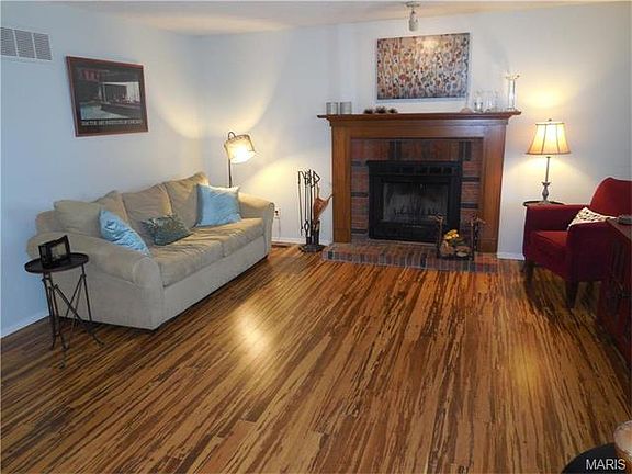 2nd image of 1032 Riverwood Place Dr