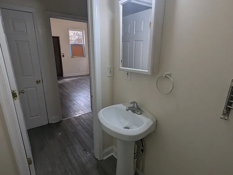 5107 N 13th St #1 — Photo 11