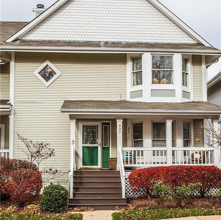 2nd image of 437 Reavis Pl